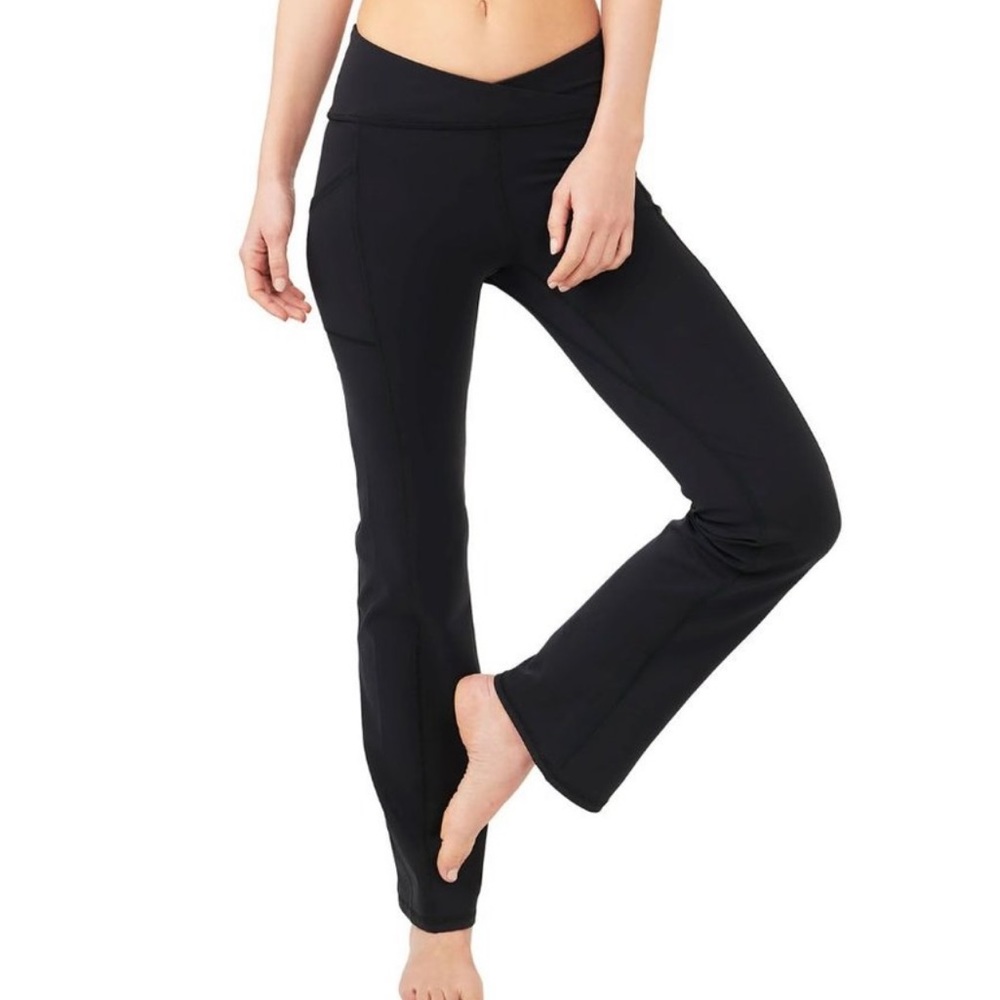 Free People Movement Shanti Straight Leg Athleisure Pants NEW w Tag Black Size M